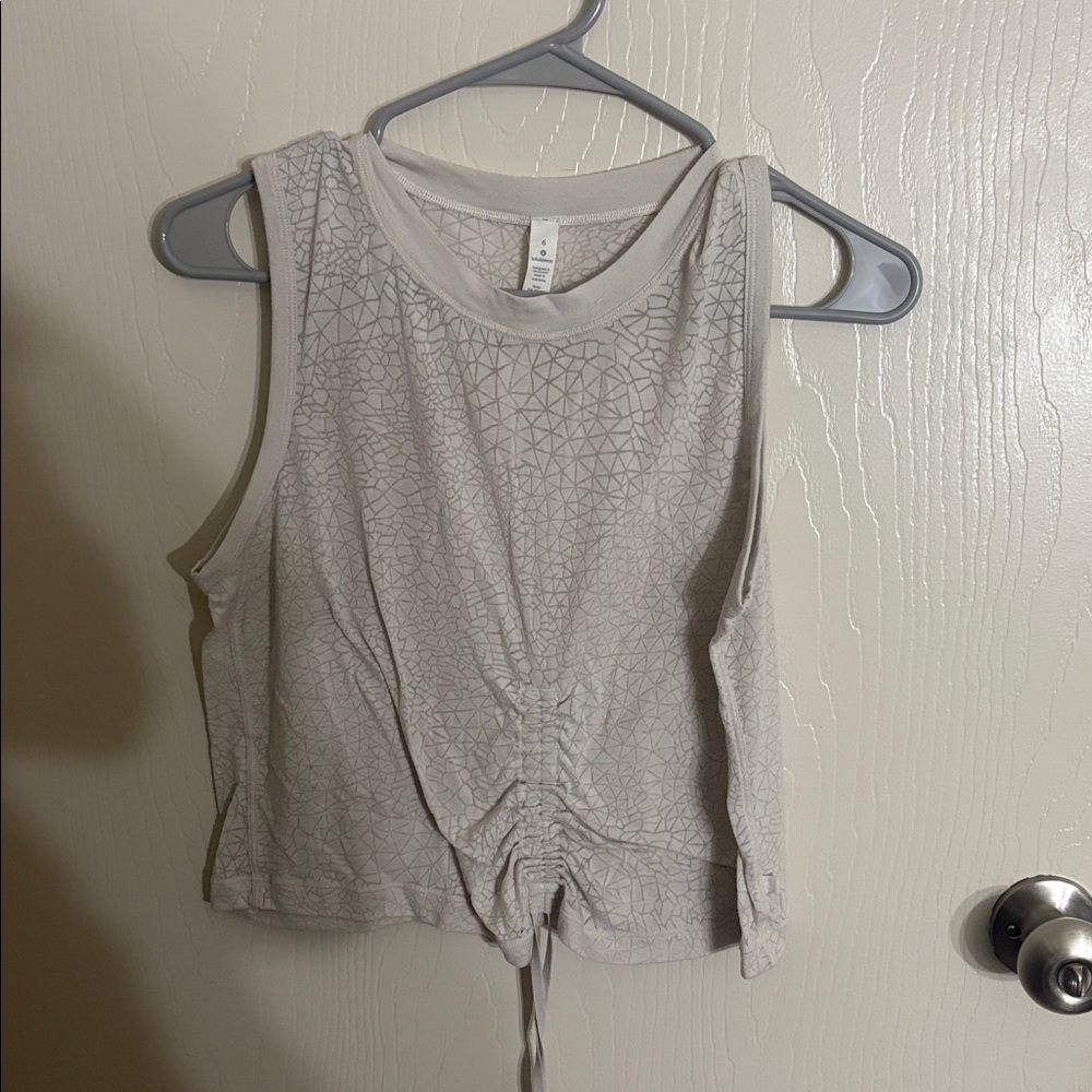 Lululemon Cinched Me Up Tank Size 6